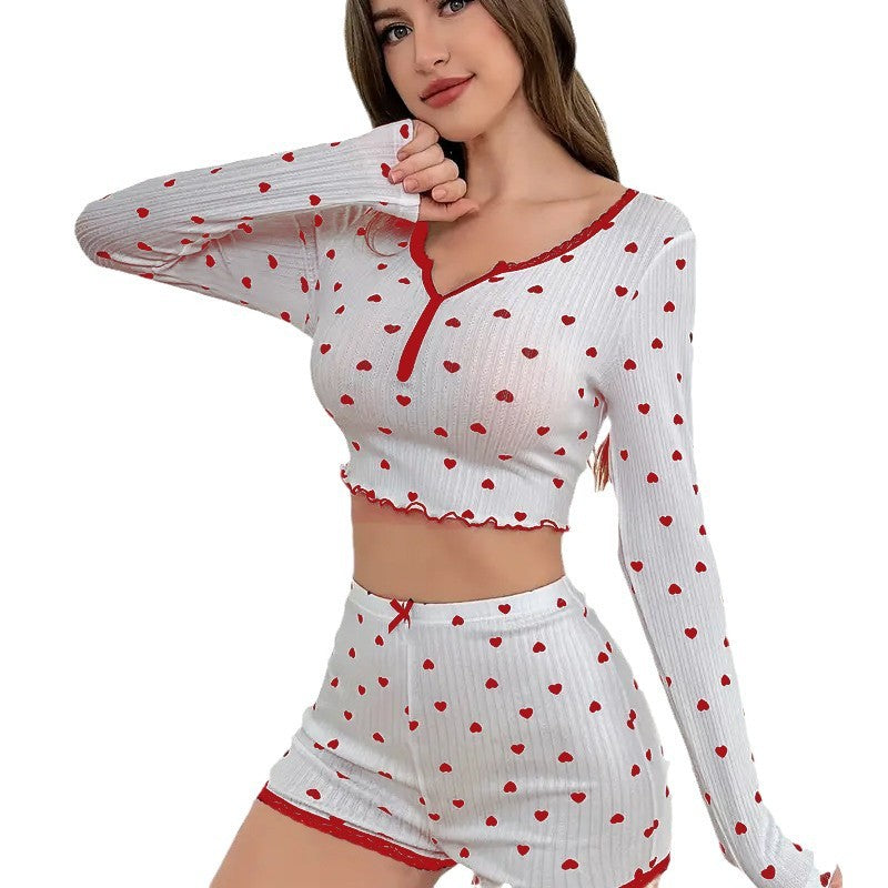 Women's Pajamas Long Sleeve Top And Shorts With A Heart Pattern
