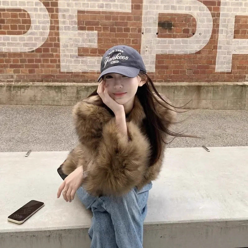 American-style Cropped Eco-friendly Faux Fur Top