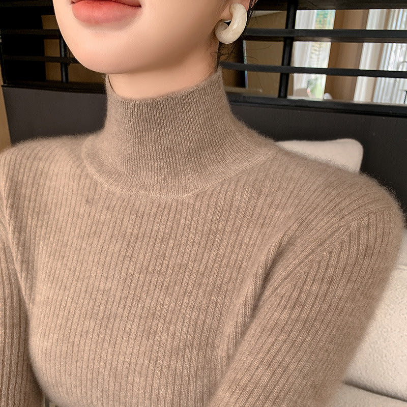 Women's Black Turtleneck Sweater Figure-flattering And Slimming
